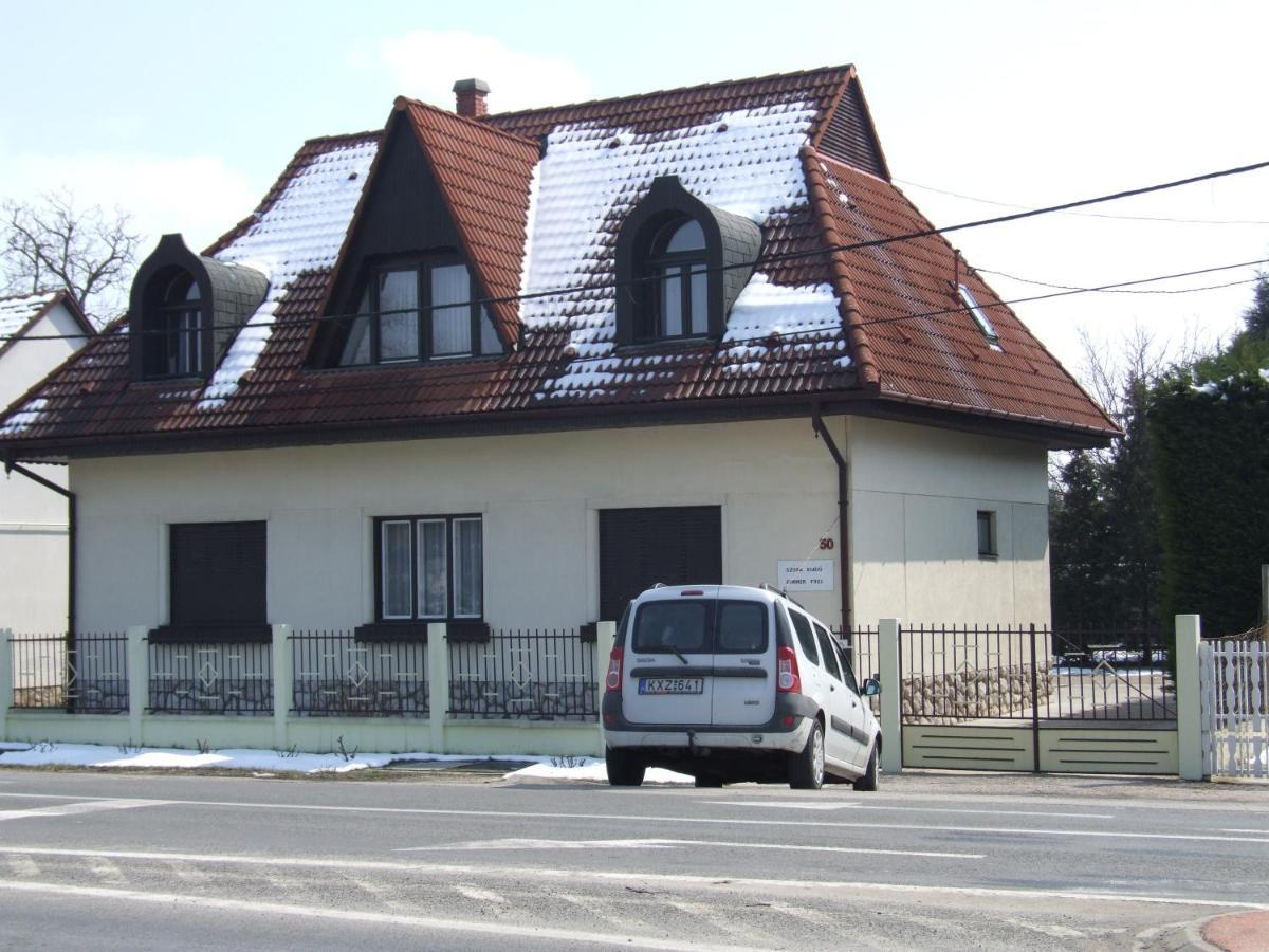 Revesz Vendeghaz Hotel Harkány Exterior photo